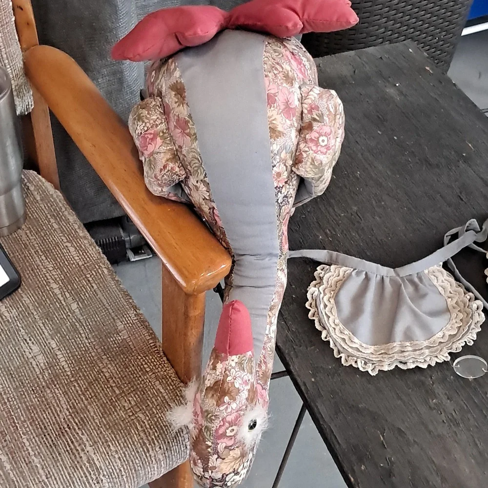 Dusty Old Toys - Picture 8 of 9